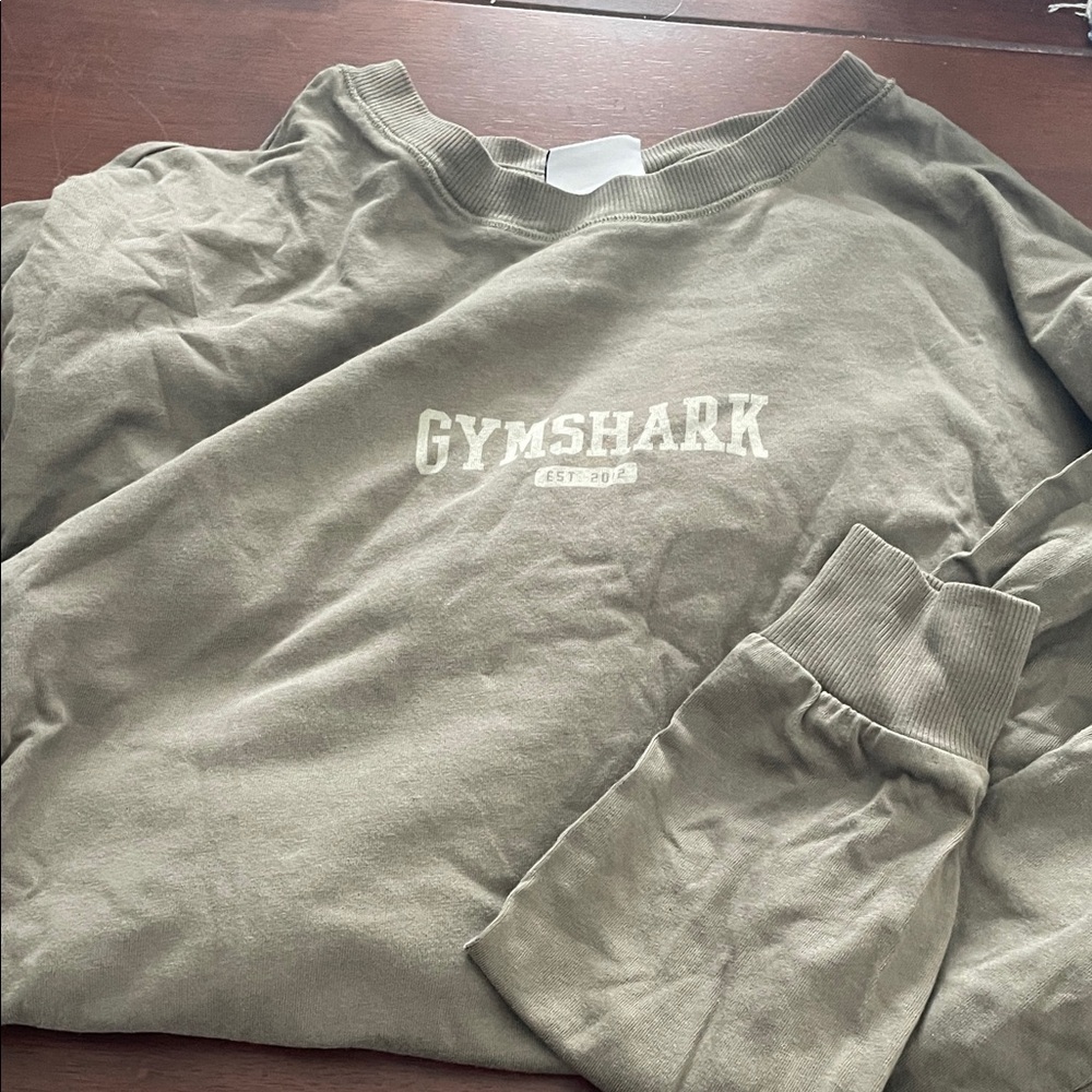 Gymshark Camo green long sleeve